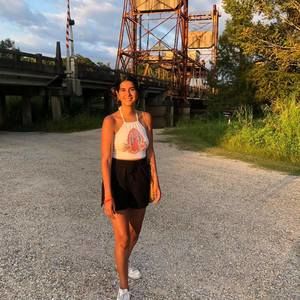 Meet your Posher, Ariel